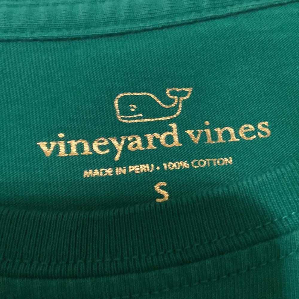 Vineyard Vine Women's Green Vintage Long Sleeve Whale  T Shirt  Size Small - Picture 3 of 6